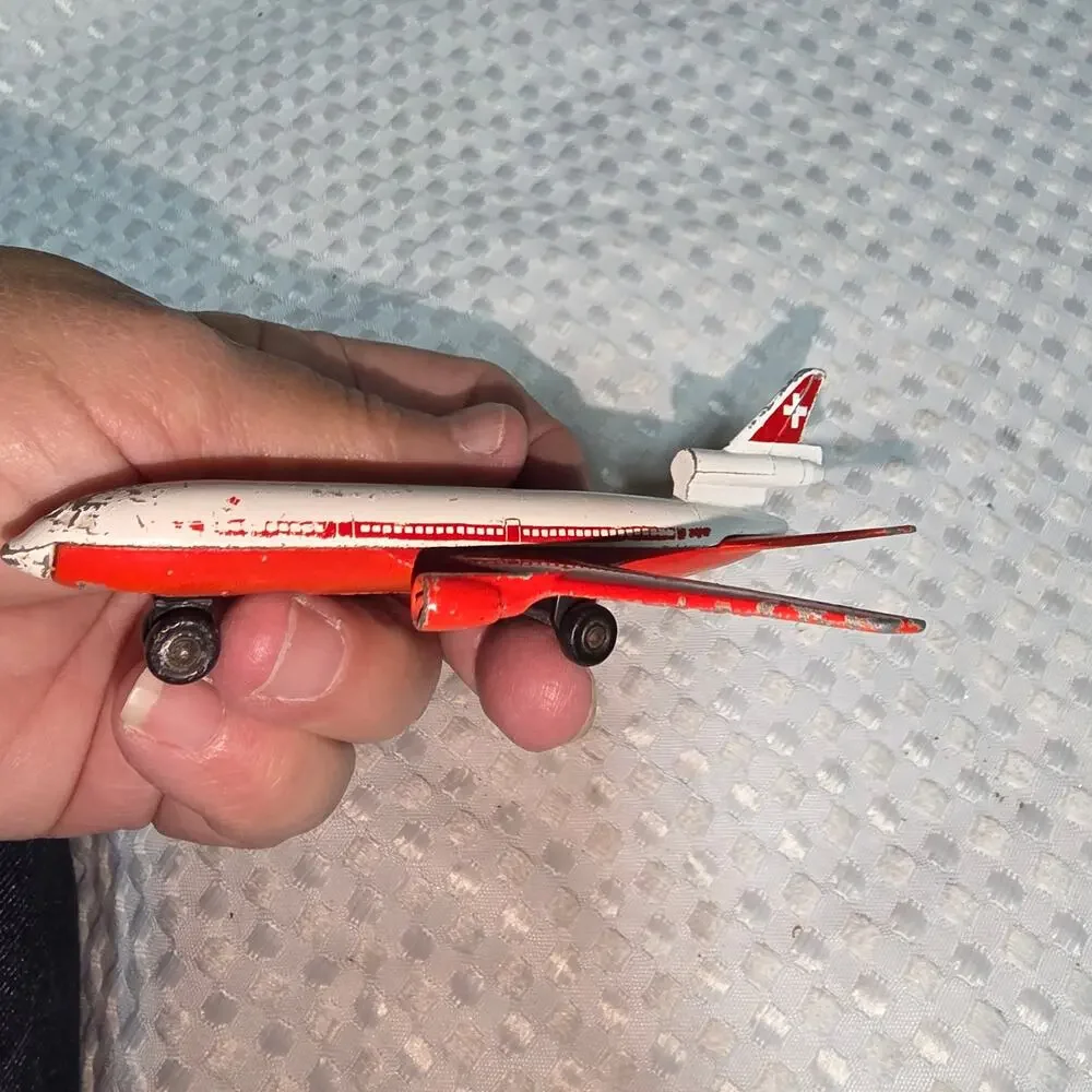 VINTAGE MATCHBOX SWISS AIR DIECAST METAL TOY AIRPLANE